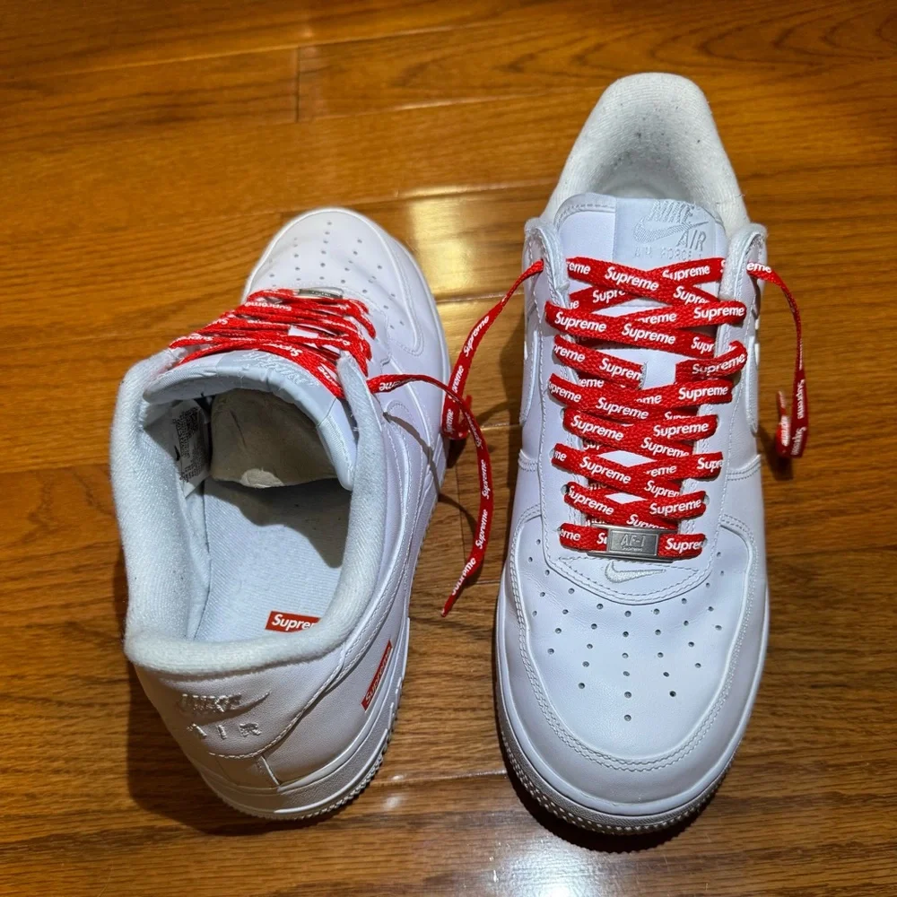 Supreme x Nike White Air Force 1s - Picture 4 of 4